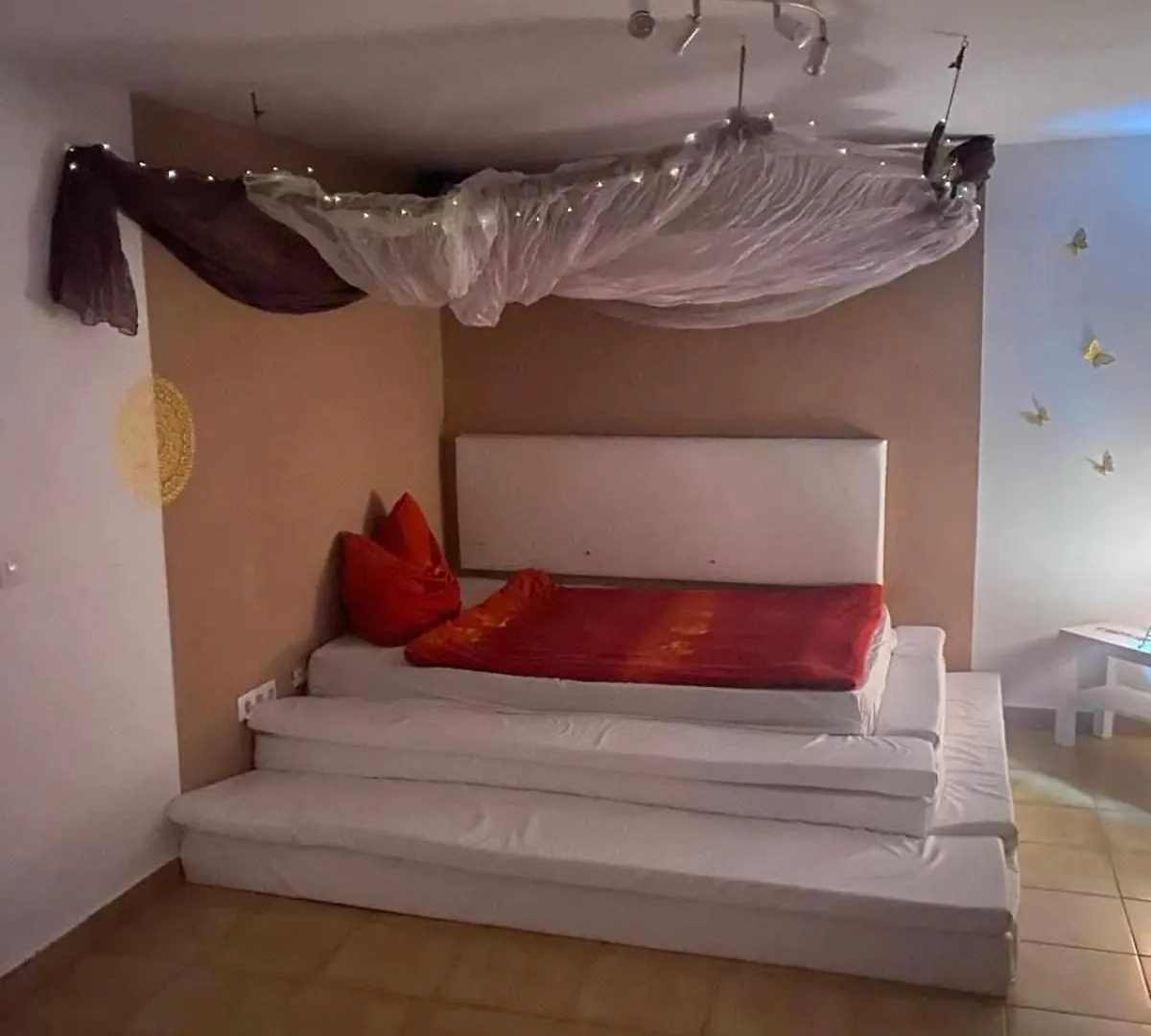Flor De Loto Tantra Xtreme Apartment Aguatona Spain